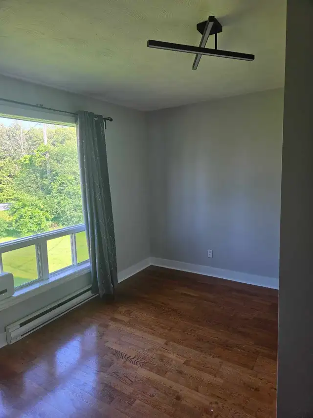   2 BEDROOMS FOR RENT – FAMILY-FRIENDLY SHARED HOME  in Room Rentals & Roommates in Ottawa - Image 8