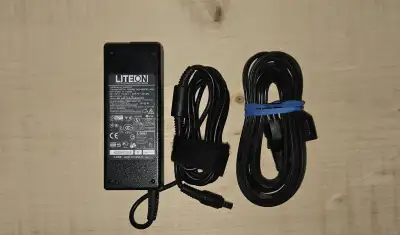 Acer Laptop Power Supply, Model PA-1750-08, 15-Volt 5-Amp. E.U.C. For laptops or what ever you need...