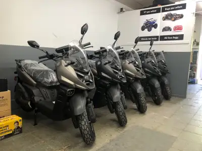 **Spécial** Scooter électrique Crown 2025, View more