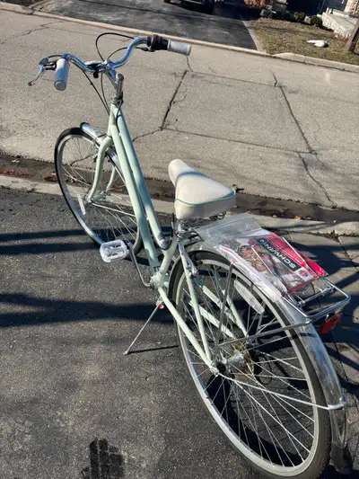 New bicycle for sale $ 200. Pls call 647 403 5201