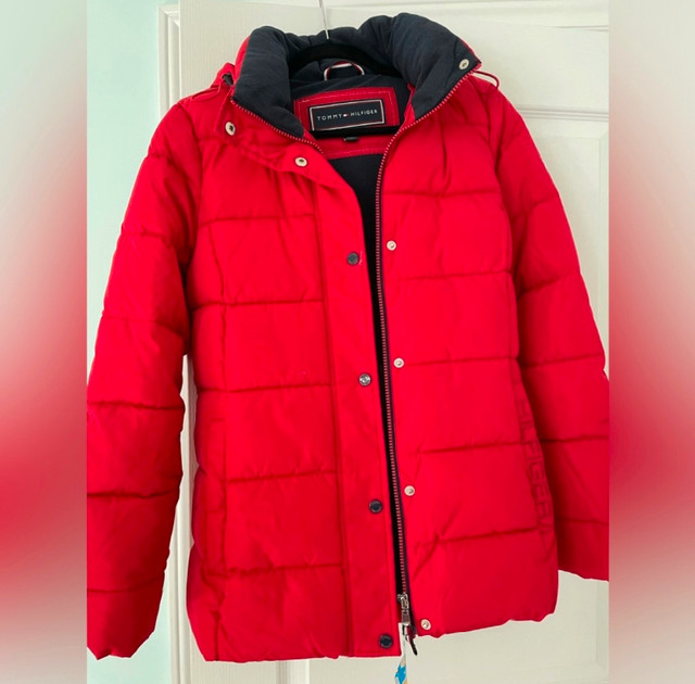 Women’s Tommy Hilfiger Winter Jacket Size S in Women's - Tops & Outerwear in Markham / York Region