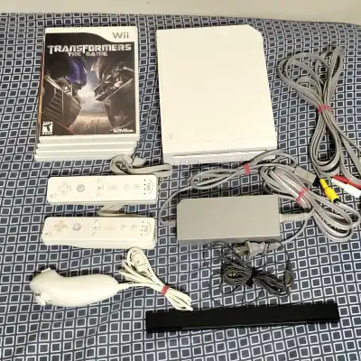 Gamecube Compatible Wii Controllers Games Cables Lot, View more