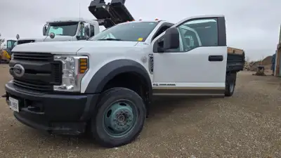019 Ford F-550 XL 4x4 Crew Cab with 11' steel dump body and 104,000 km. Powered by the proven 6.7L P...