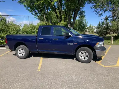 Used 2015 Dodge Ram 1500 ST 5.7 HEMI. Remote start. New Mopar foldable bed cover. Runs great. Mainly...