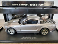 1:18 Diecast Autoart 2005 Ford Mustang GT  Tungsten Silver