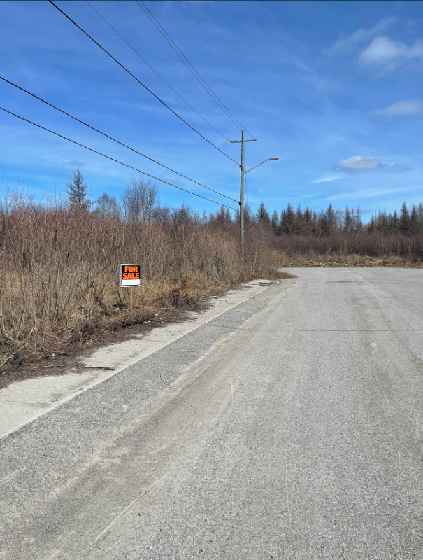 Land for Sale in Land for Sale in North Bay - Image 2