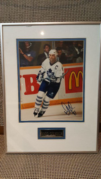 Signed Doug Gilmore framed picture - Toronto Maple Leafs