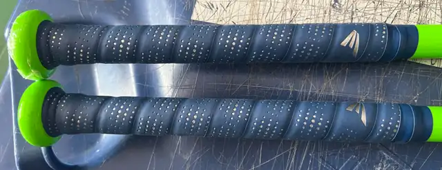 2 EASTON TYPHOON BASEBALL BATS YSB22TY12 27/15 2 1/4-12 in Baseball & Softball in Mississauga / Peel Region - Image 10