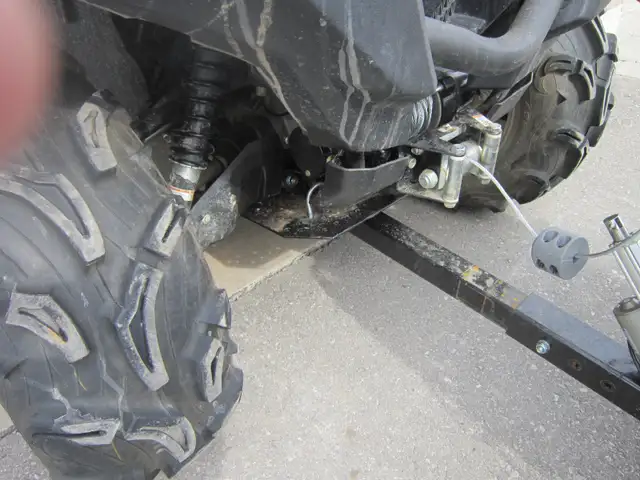 SNOW BLOWER FOR FRONT OF ATV in Snowblowers in Kawartha Lakes - Image 8