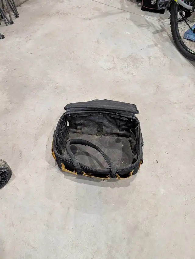 DeWalt and Milwaukee Tool Bags in Tool Storage & Benches in London - Image 5