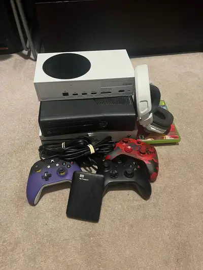 Xbox Lot, View more