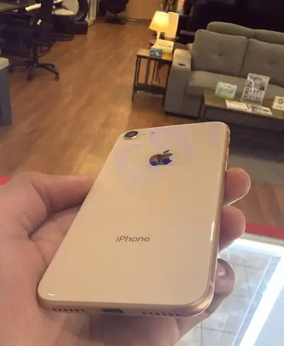 IPhone SE2020 (64GB) Available Excellent Condition, View more