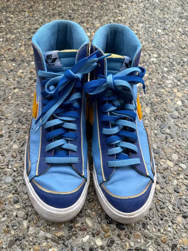 Nike blazer sneakers - custom - Mens size 12 in Men's Shoes in St. Albert - Image 3