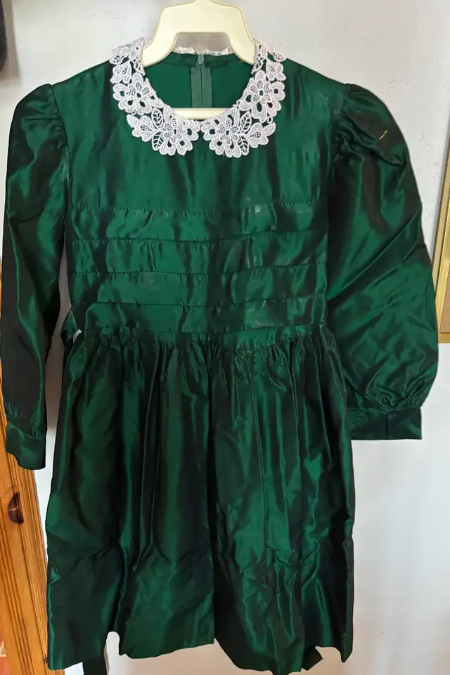 vêtements vintage pour fille in Kids & Youth in City of Montréal - Image 8