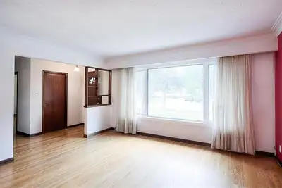 1200 sqft House 3 Bedrooms 1 Full Bathroom
