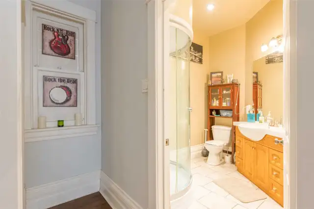 2 Bedroom, 1 Full Washroom Unit! Available ASAP! in Long Term Rentals in Peterborough - Image 11