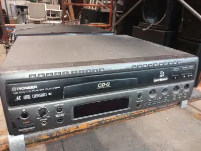 Pioneer CLD-V121G Plays CD+G cd's $199 We also offer: Repair Service To Professional & Commercial So...