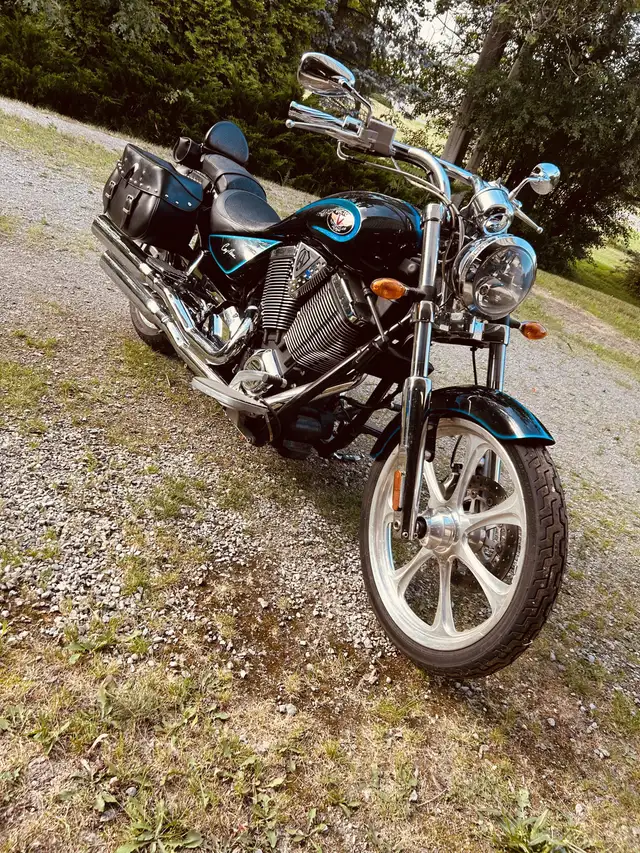  Very Rare Vintage Designer Motorcycle in Street, Cruisers & Choppers in Hamilton - Image 6