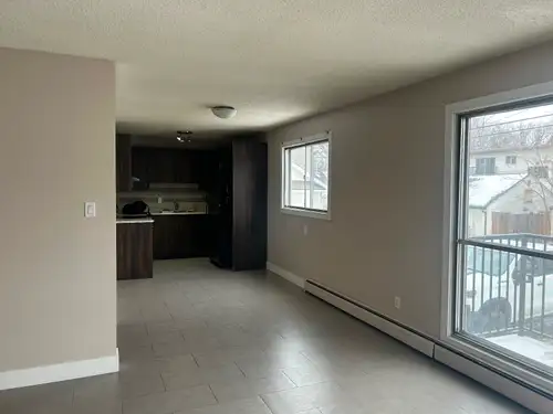Large 1 bedroom with balcony in Garneau. Walk to U of A and white ave. Renovated with tile floors th...