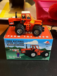 Ertl 2008 national farm tou show 1/64 7580 toy tractor - new 