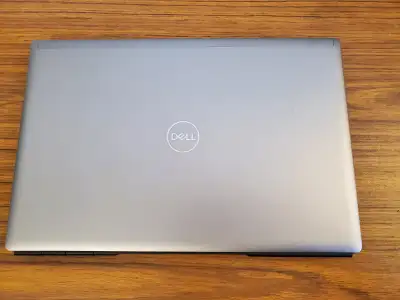 Dell Precision 7750 (i7-10850H/32gb/1TB SSD/RTX 4000), View more