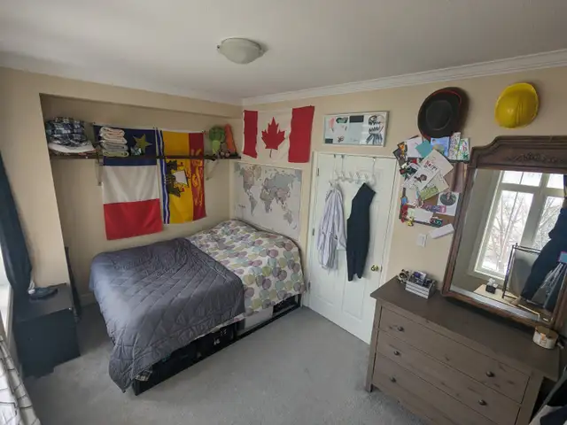 Bedroom for rent in 4-story condo, 3 minutes walk from uOttawa in Long Term Rentals in Ottawa - Image 8