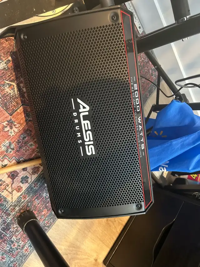 Roland TD-09 KX2 with Alesis Strike Amp, and MORE! in Drums & Percussion in West Island - Image 9
