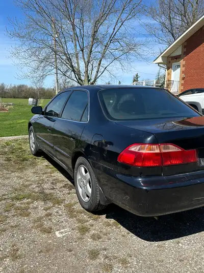 2000 Honda accord V6 EX. Car has no rust and runs great. 169,000kms, recent new parts within the yea...