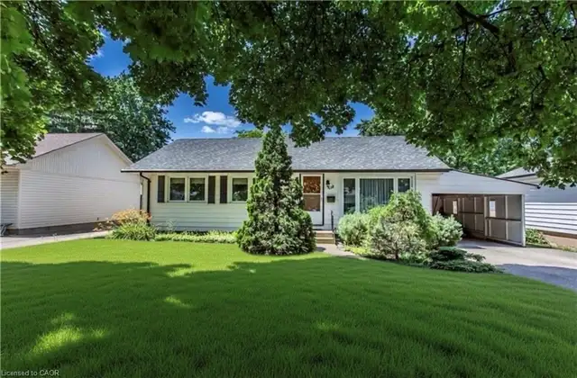Spacious 3 bedroom $2150 per month in Long Term Rentals in St. Catharines - Image 2