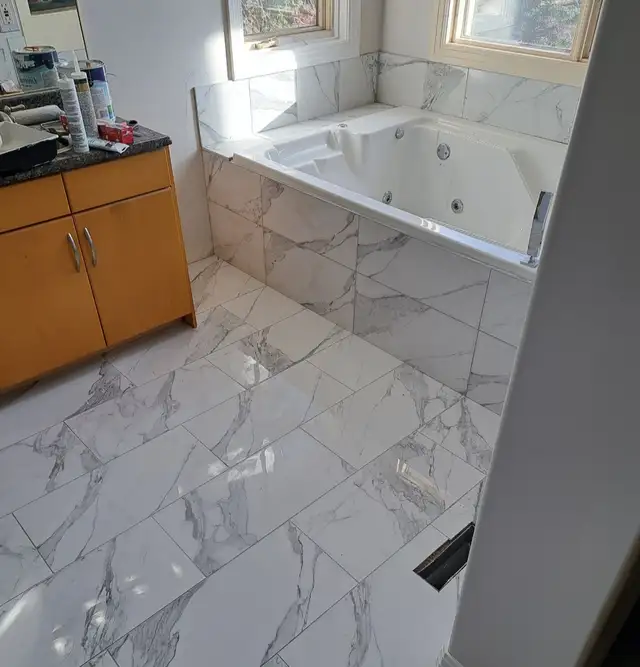TILE/VINYL PLANK INSTALLER561546808243015689