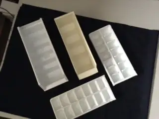 Ice Trays & Ice Storage Holders Total of 4 Items., View more