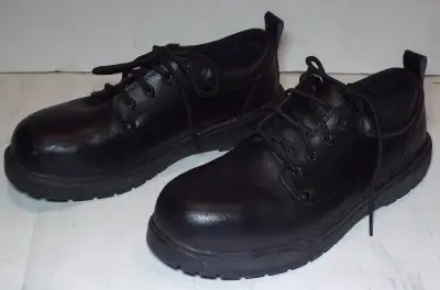 Men Safety Shoes Leather Black Size 9 in Excellent Condition, View more