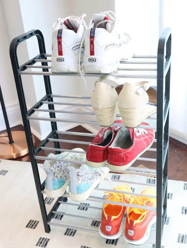 Compact Shoe Rack