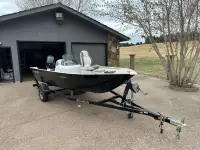 2015 Mirrocraft Outfitter Fishing Boat (16 foot)