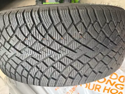 I am selling 4 Nokian Hakkapeliitta 225/45R18 95T XL winter tires that were only used for 3 months o...