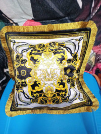 Brand new Versace velour pillow case ]]]]}}{