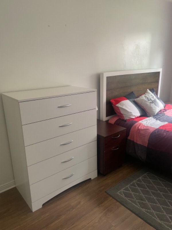 Room for rent //Chambre à louer VERDUN Chambres à louer et colocs