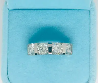 3ct MOISSANITE Ring size 7, View more