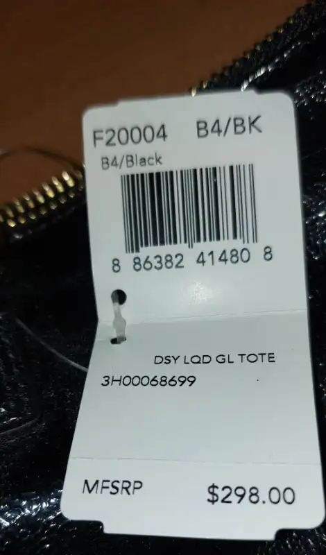 COACH BAG - POPPY LEATHER	F 20004 in Women's - Bags & Wallets in Markham / York Region - Image 3