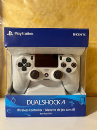 DualShock 4 - PS4 - PlayStation 4 - Brand New