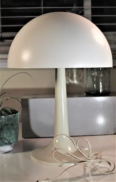 Classic Midcentury Space Age 70's vibe with this white table lamp from the "Softlite Series"; stands...