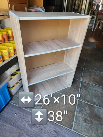 Adjustable shelves bookshelf/↔️26"×10"×↕️38"It's still avai, View more