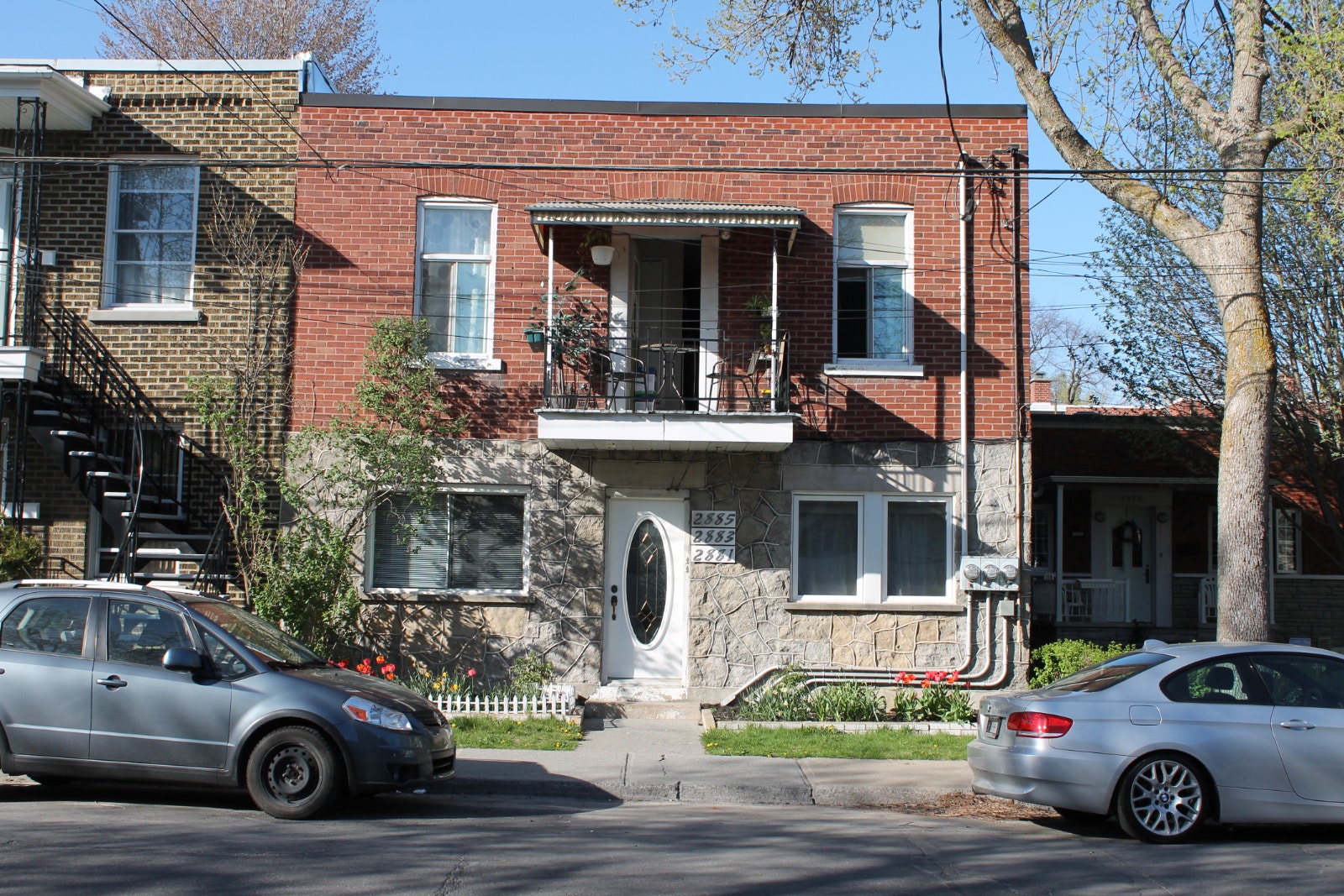 7½ Appartement sur le rdc avec sous-sol et stationnement — photo 1