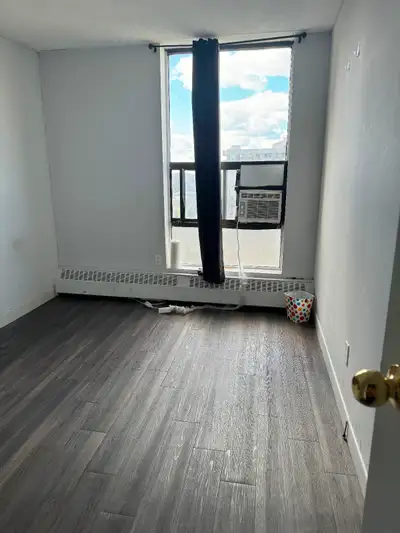 Private room for rent