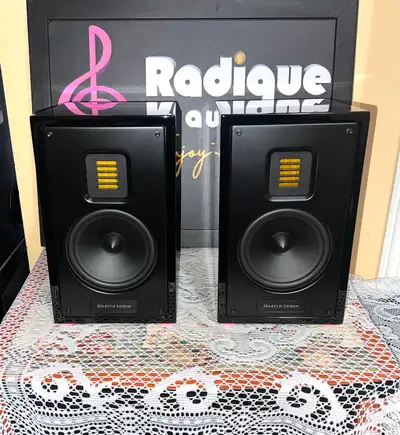 MartinLogan Motion 15 Bookshelf Speakers – Folded Motion, Boxed, View more