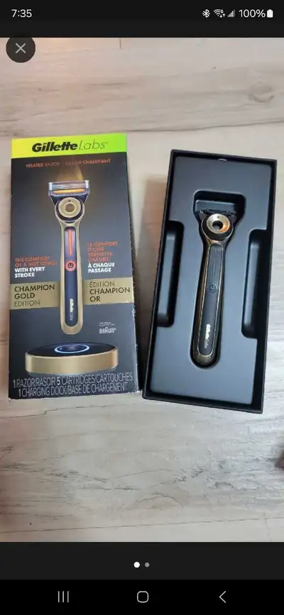 Gillette Labs Heated Razor Gold Edition , View more