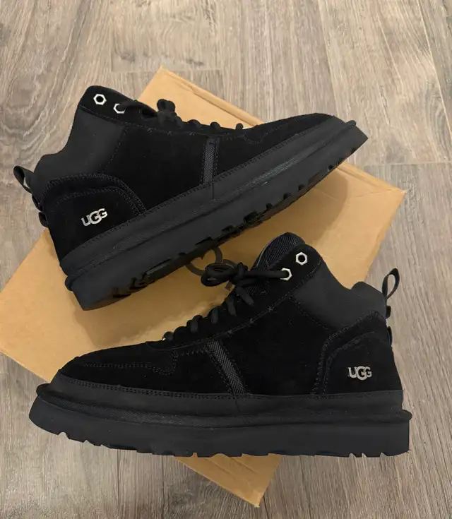 UGG men’s shoes authentic size 9 US in Men's Shoes in Mississauga / Peel Region - Image 3