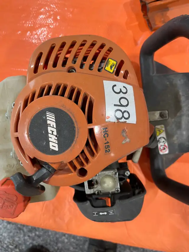 echo hedge trimmer HC-152 in Power Tools in Stratford - Image 4