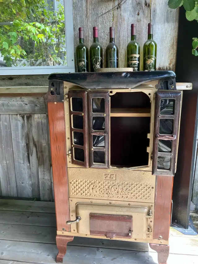 bar à boisson in Other in Québec City - Image 3