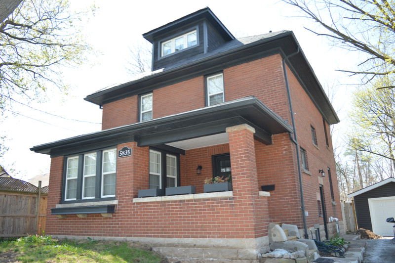 Furnished Room for Rent Niagara FallsGreat Location Room Rentals